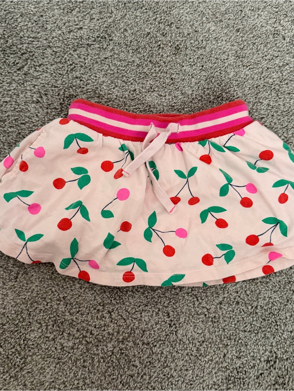 Mini Boden Pink Cherry-Print Skirt/Skort. Size 2-3Y